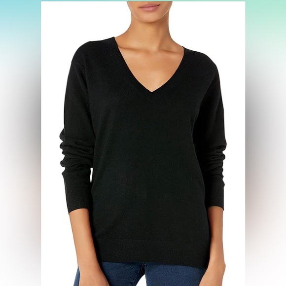 Vince Wool and Cashmere Sweater - Picture 1 of 6